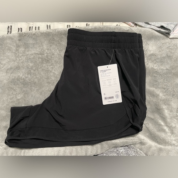 Athleta Pants - Athleta Mesh Racer Run Short